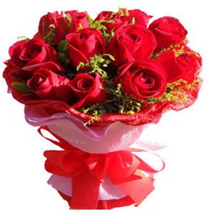 9 adet kirmizi güllerden kipkirmizi buket  Sinop uluslararası çiçek gönderme 