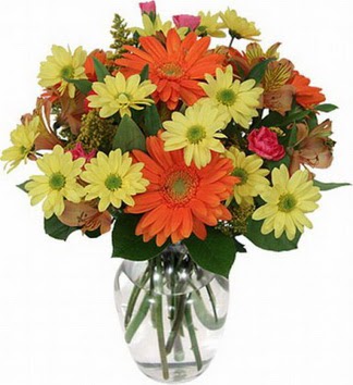  Sinop yurtiçi ve yurtdışı çiçek siparişi  vazo içerisinde karışık mevsim çiçekleri