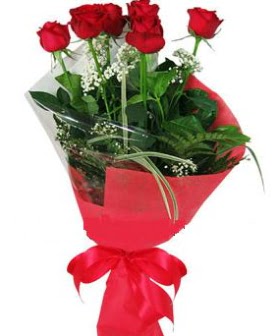 5 adet kırmızı gülden buket  Sinop çiçek gönderme sitemiz güvenlidir 