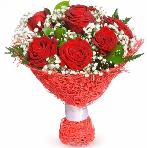 7 adet kırmızı gül buketi  Sinop uluslararası çiçek gönderme 